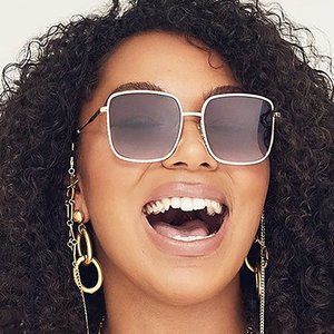 Quay Real One Sunglasses - Gold Smoke